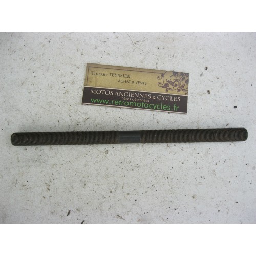 Axe de roue Ø  10,8 mm