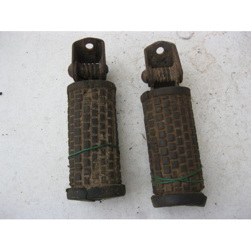 Repose pieds passager VW 125 / 175